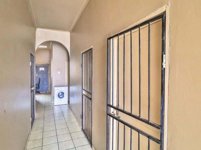 House For Sale in East London Central, East London, Eastern Cape - Photo 9