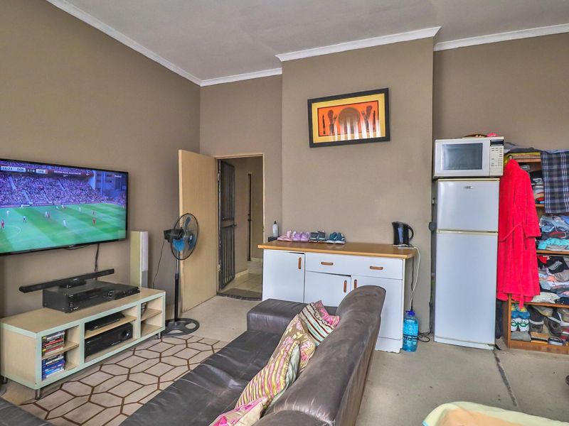 House For Sale in East London Central, East London, Eastern Cape - Photo 4