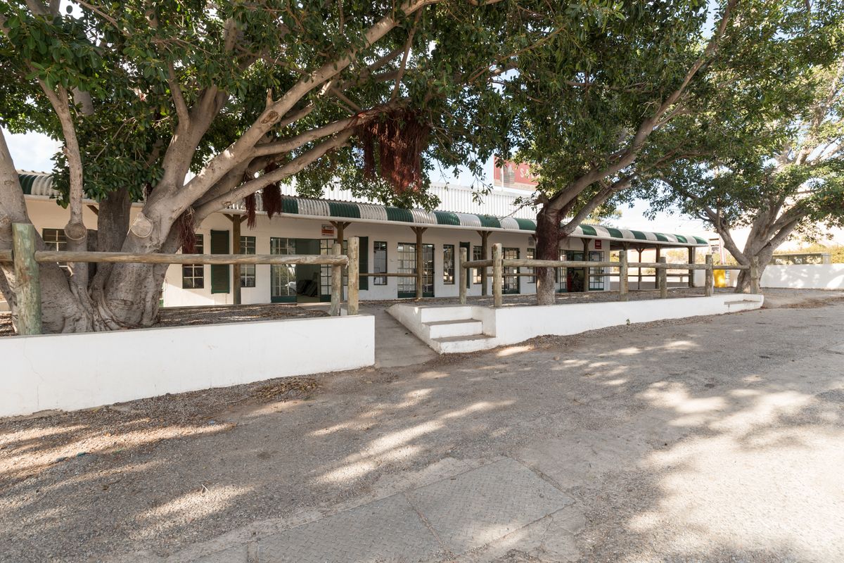 Retail for sale in McGregor - Photo 2