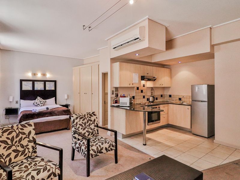 Apartment For Sale in Marshalltown, Johannesburg, Gauteng - Photo 8