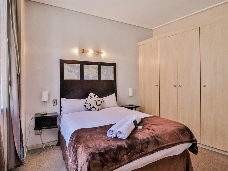 Apartment For Sale in Marshalltown, Johannesburg, Gauteng - Photo 6