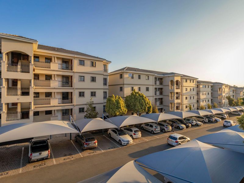 Apartment For Sale in Noordwyk, Midrand, Gauteng - Photo 4