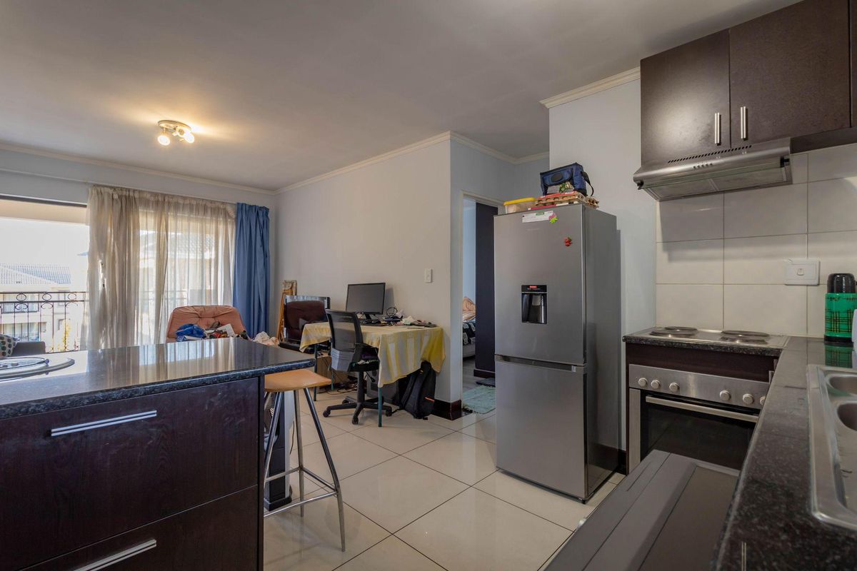 Apartment For Sale in Noordwyk, Midrand, Gauteng - Photo 5