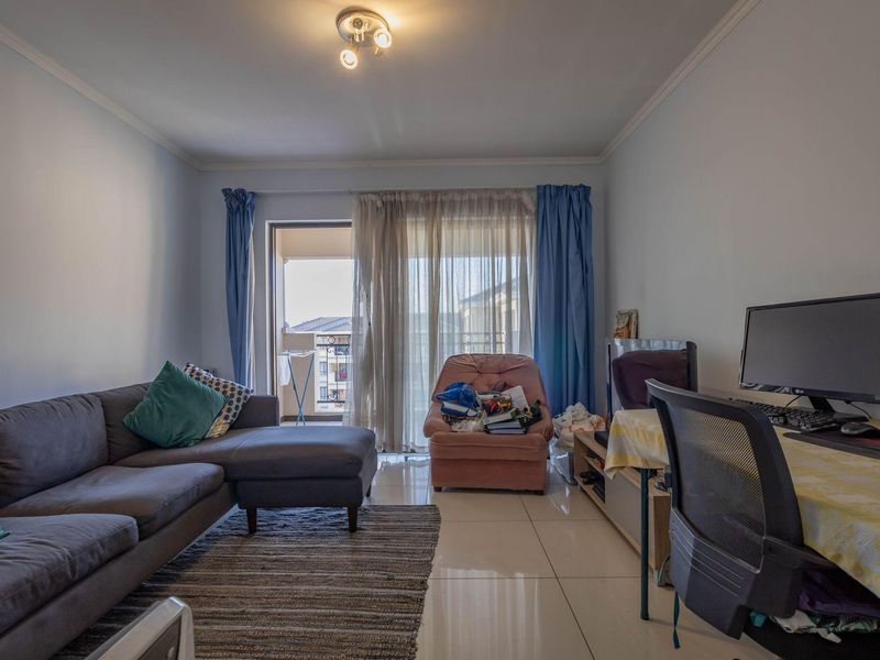 Apartment For Sale in Noordwyk, Midrand, Gauteng - Photo 8
