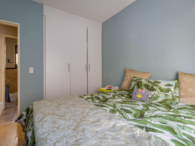 Apartment For Sale in Lonehill, Sandton, Gauteng - Photo 8