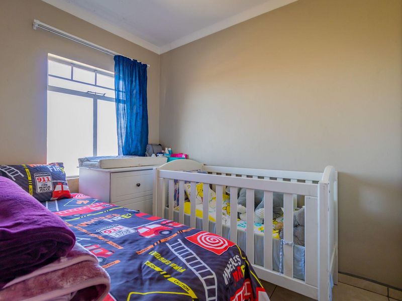 Apartment For Sale in Fleurhof, Roodepoort, Gauteng - Photo 10