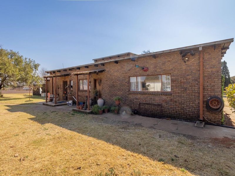 House For Sale in Spaarwater AH, Heidelberg, Gauteng - Photo 9