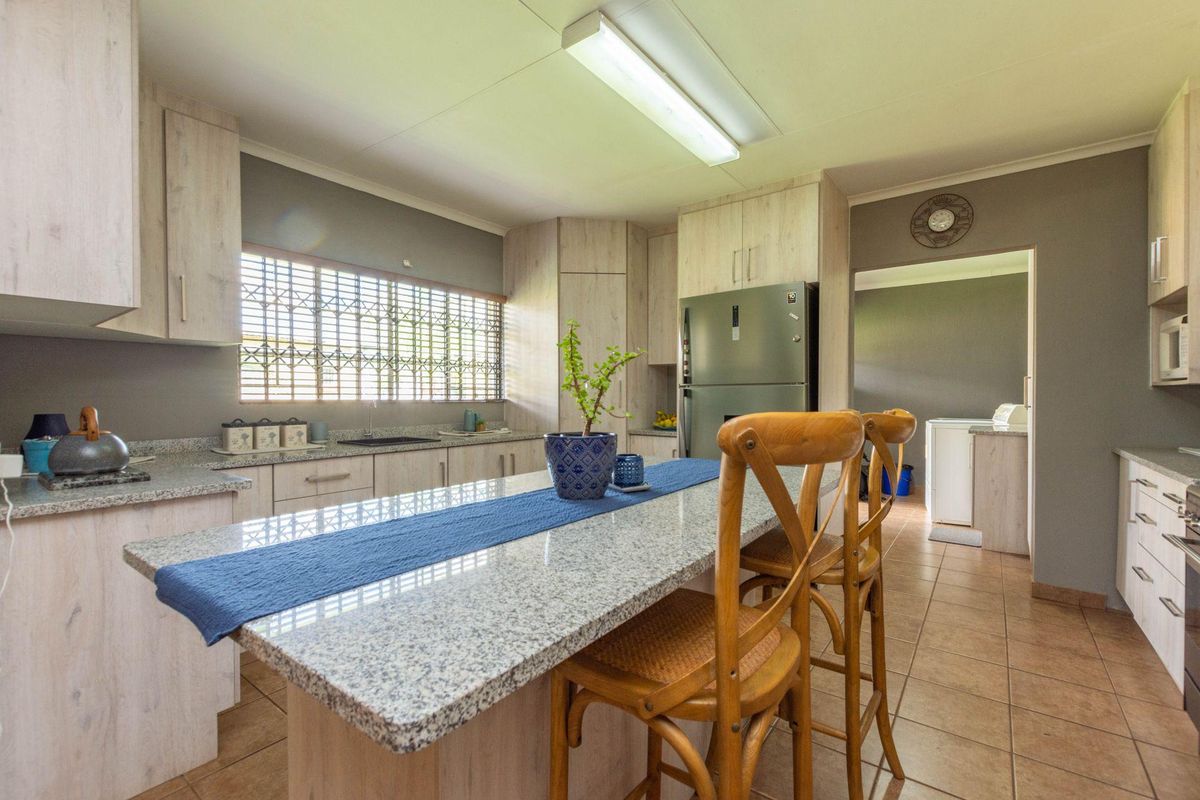 Farm For Sale in Buffelspoort Eco Estate, Modimolle, Limpopo - Photo 4