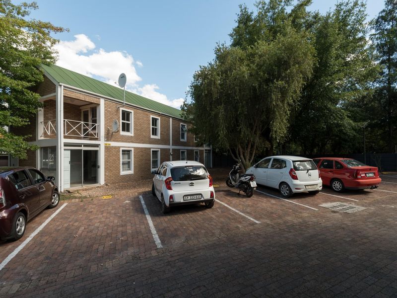 Beautiful ground floor 2-bedroom apartment to let at R10,500/mnth in Prinspark, La Colline, Stellenb - Photo 1
