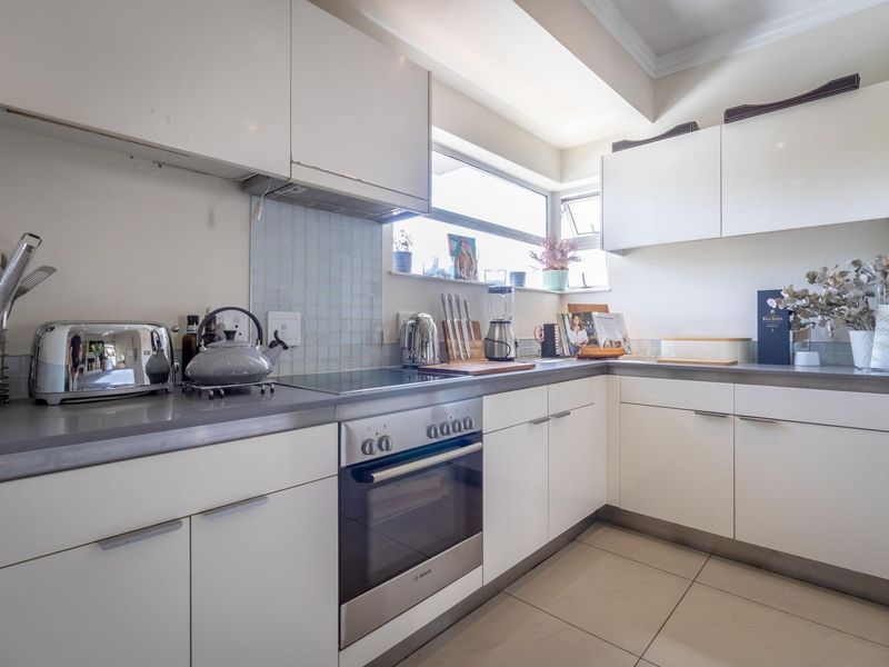 Apartment For Sale in Westcliff, Johannesburg, Gauteng - Photo 9