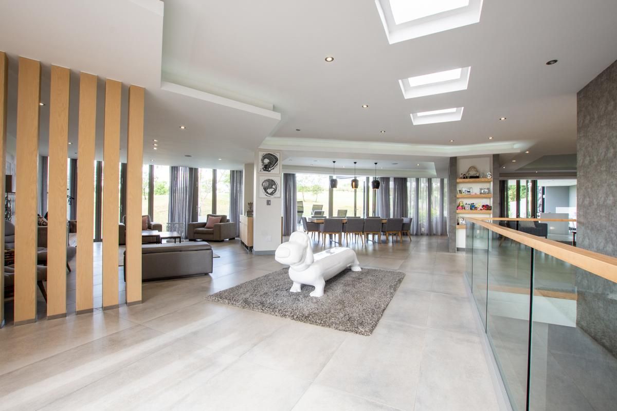 House For Sale in Woodmead Sandton - Photo 5