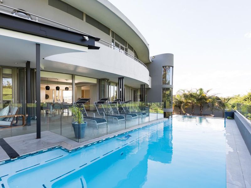 House For Sale in Woodmead Sandton - Photo 1