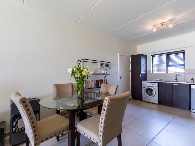 Apartment For Sale in Dainfern, Sandton, Gauteng - Photo 4