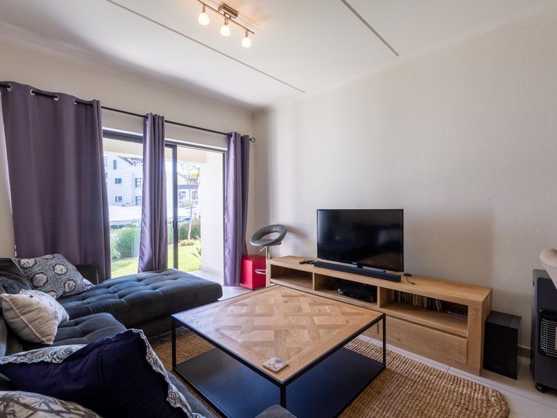 Apartment For Sale in Dainfern, Sandton, Gauteng - Photo 5