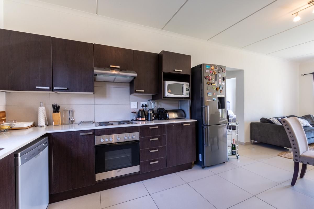 Apartment For Sale in Dainfern, Sandton, Gauteng - Photo 2