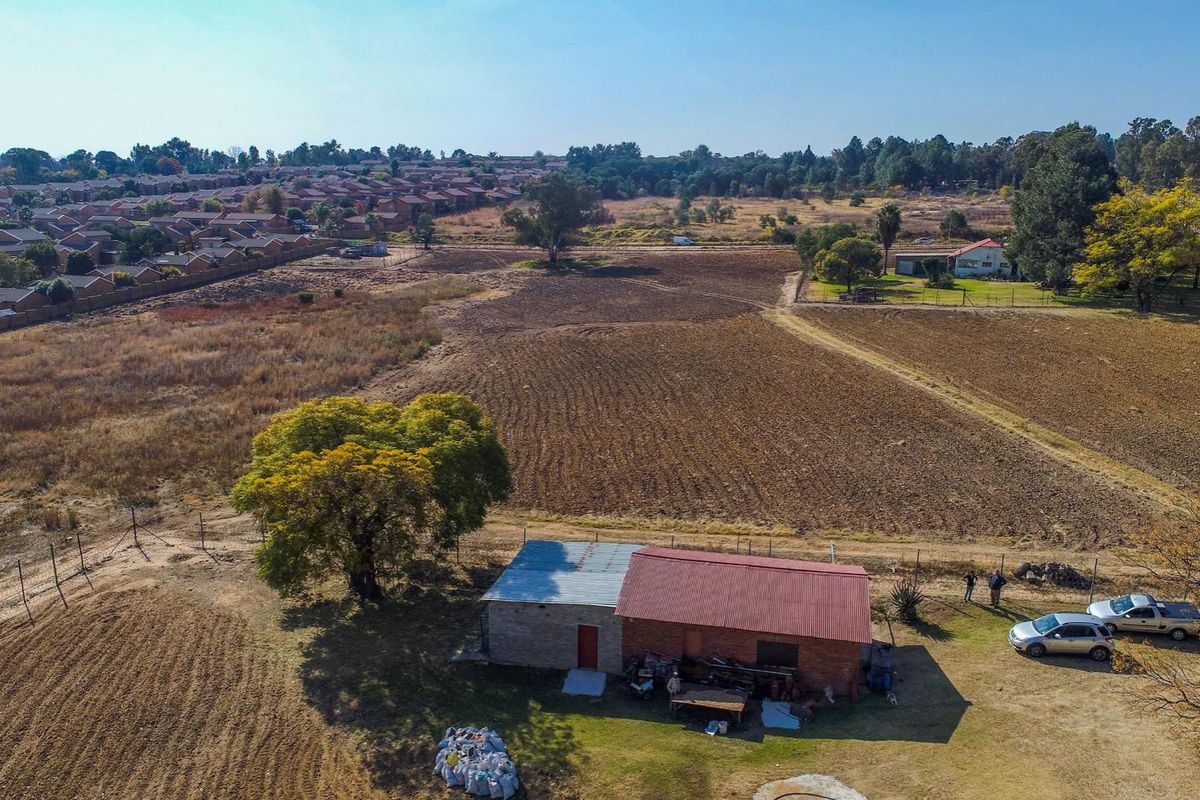 Vacant Land For Sale in Honeyhills, Roodepoort, Gauteng - Photo 2