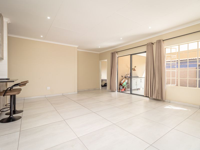 House For Sale in Waterkloof AH, Rustenburg, North West - Photo 6