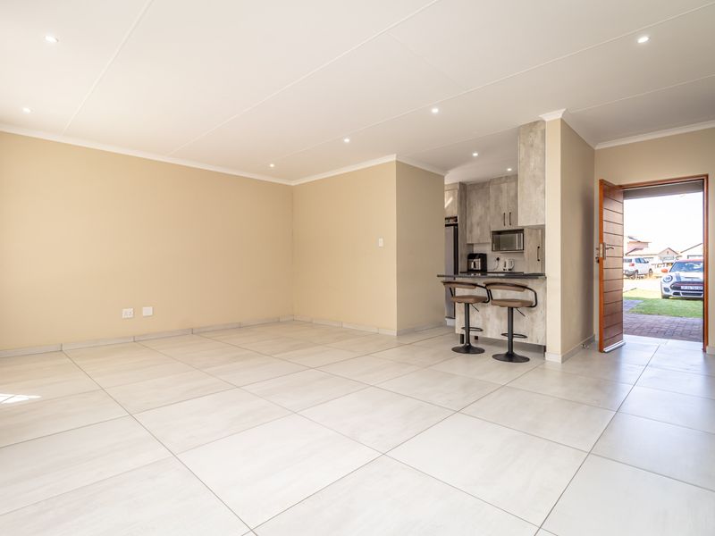 House For Sale in Waterkloof AH, Rustenburg, North West - Photo 5