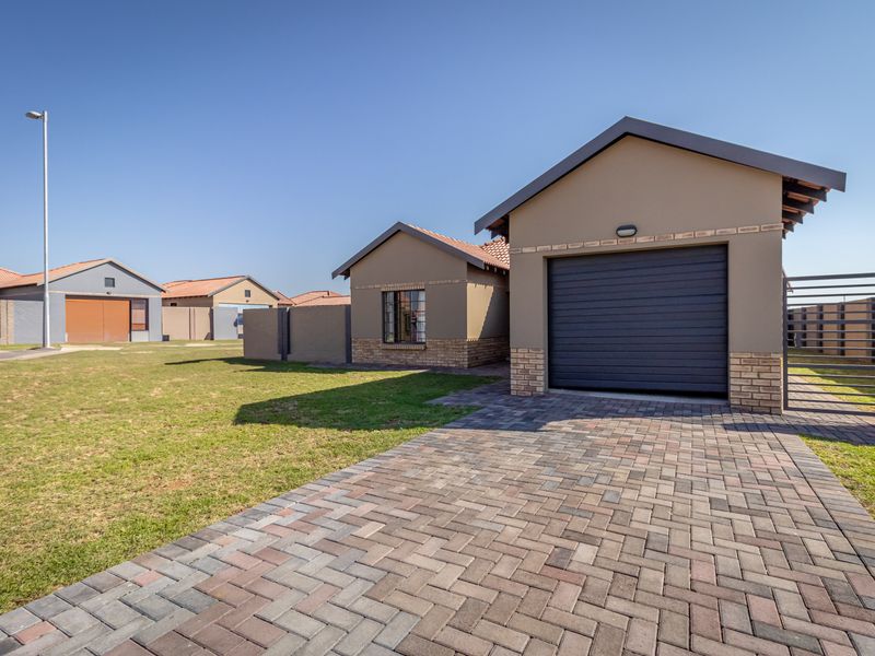 House For Sale in Waterkloof AH, Rustenburg, North West - Photo 1