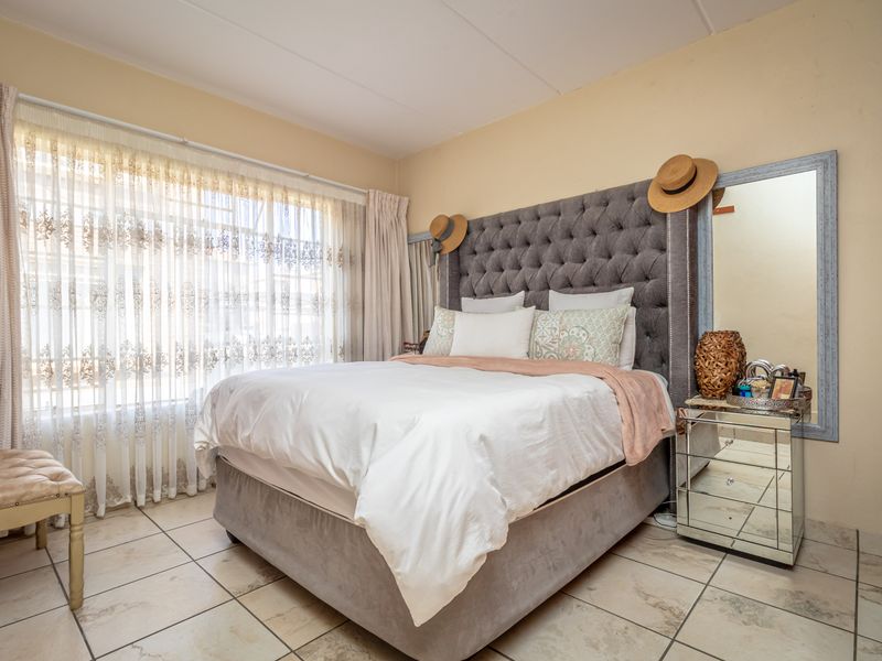 Apartment For Sale in Waterval East, Rustenburg, North West - Photo 9