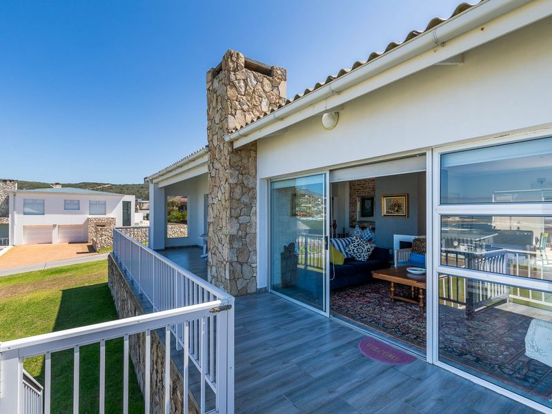 House For Sale in Jongensfontein, Stilbaai, Western Cape - Photo 2