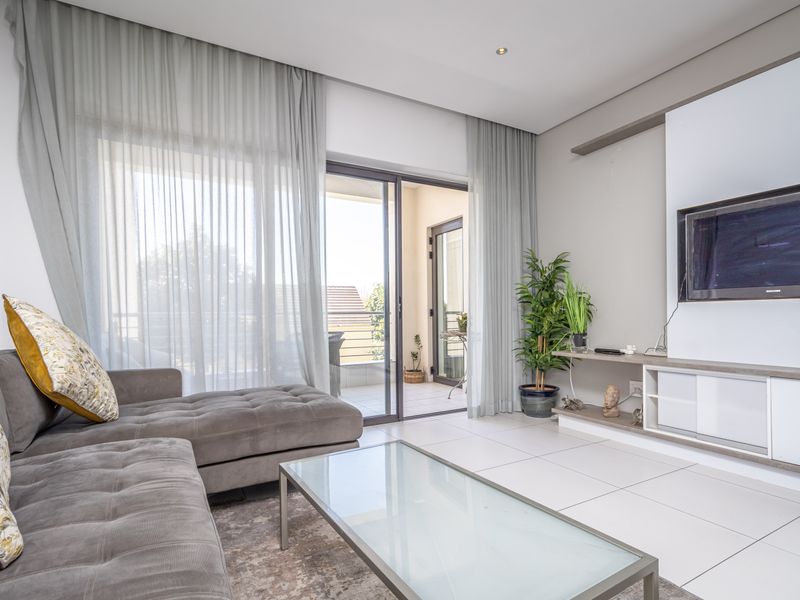 Apartment For Sale in Dunkeld, Johannesburg, Gauteng - Photo 3