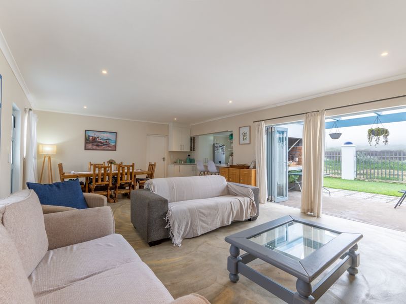 Cozy Three bedroom home in a Secure Estate - Photo 7