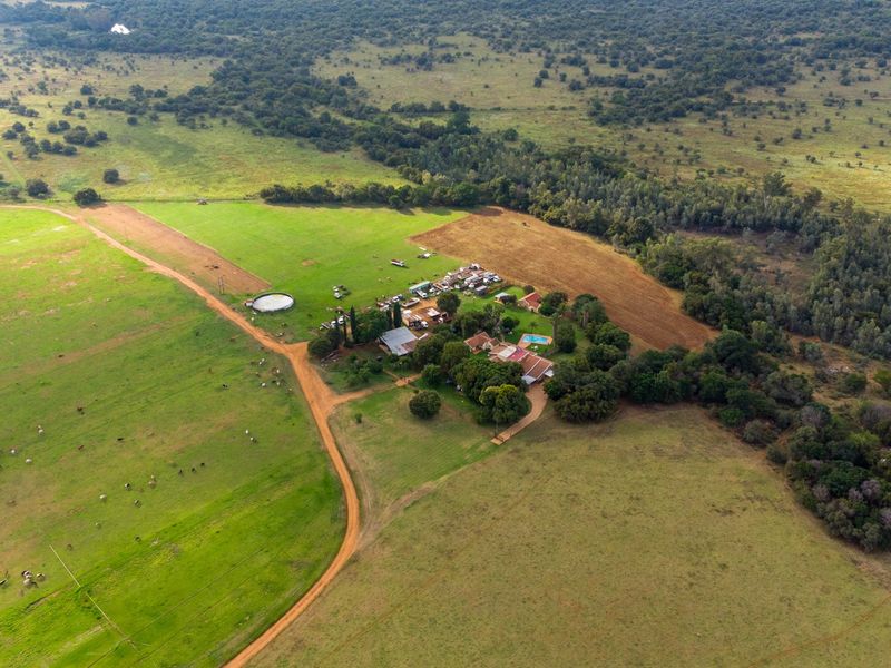 Farm for sale in Hekpoort, Krugersdorp - Photo 3