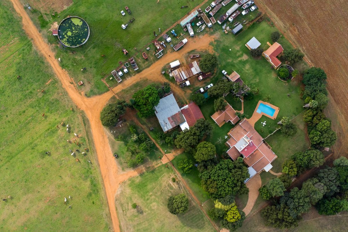 Farm for sale in Hekpoort, Krugersdorp - Photo 4