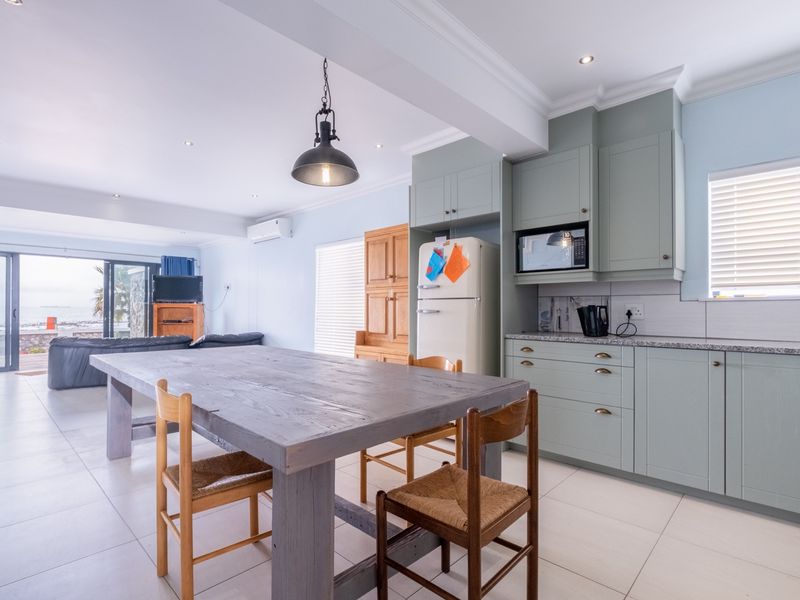 House For Sale in Sandy Point Beach Estate, Sandy Point, St Helena Bay, Western Cape - Photo 9