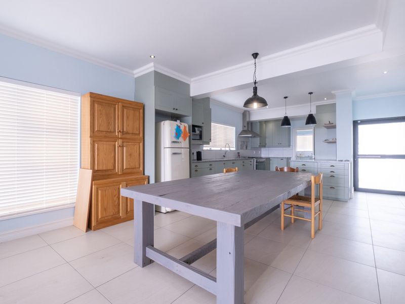 House For Sale in Sandy Point Beach Estate, Sandy Point, St Helena Bay, Western Cape - Photo 10