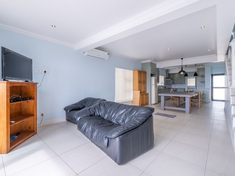 House For Sale in Sandy Point Beach Estate, Sandy Point, St Helena Bay, Western Cape - Photo 8