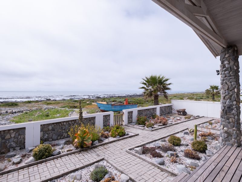 House For Sale in Sandy Point Beach Estate, Sandy Point, St Helena Bay, Western Cape - Photo 6