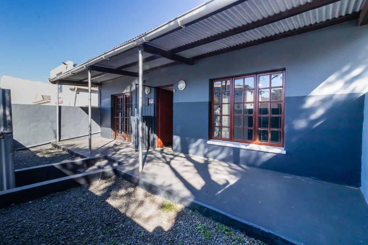Office For Sale in Southernwood, East London, Eastern Cape - Photo 2