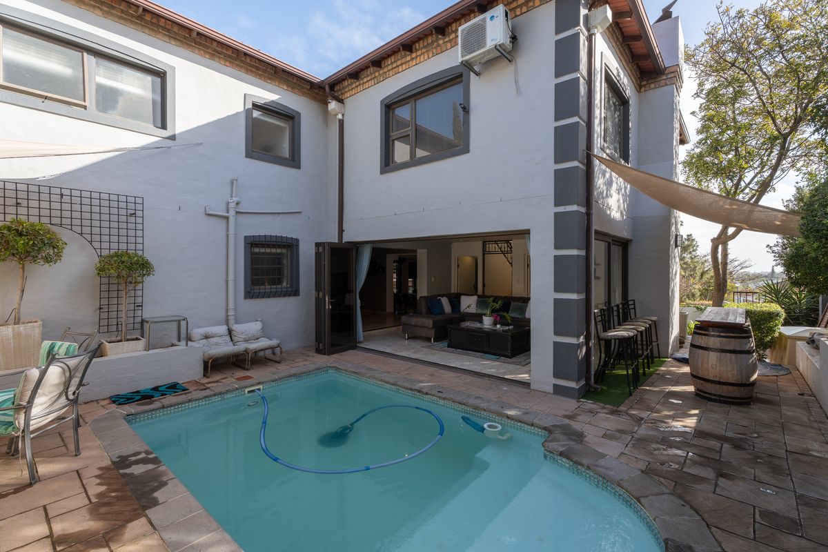 House for sale in Somerset West - Photo 3