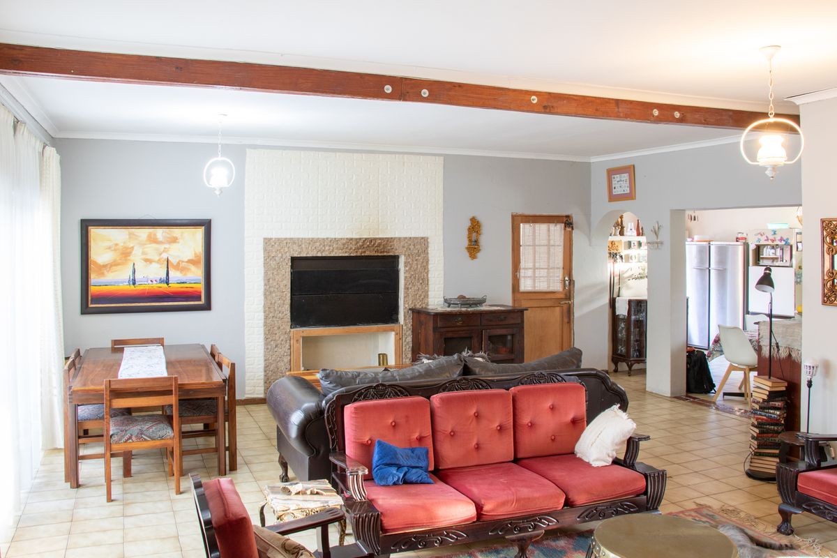 House For Sale in Somerset East, Eastern Cape - Photo 3