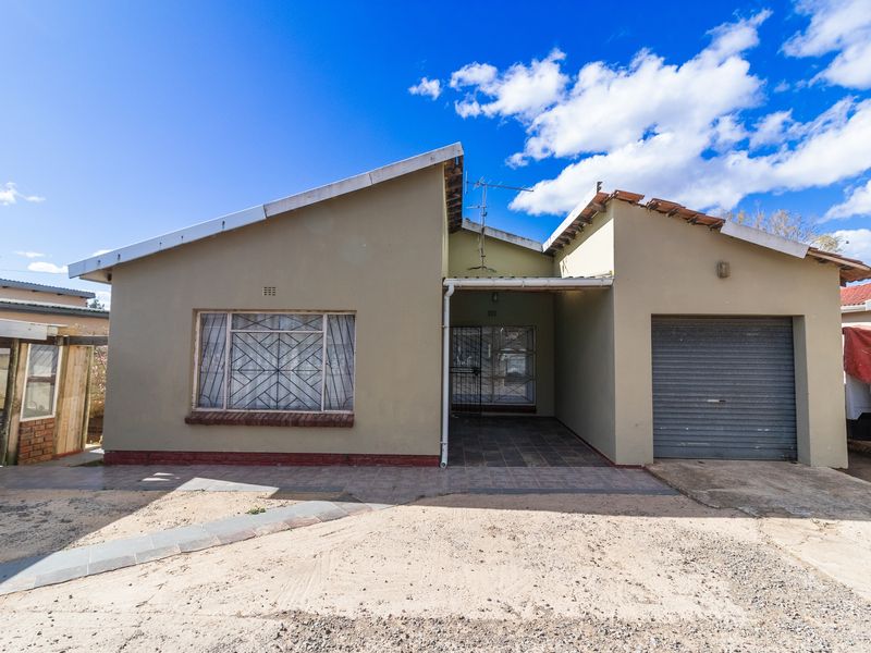 House For Sale in Bisho Park, Bhisho, Eastern Cape - Photo 2