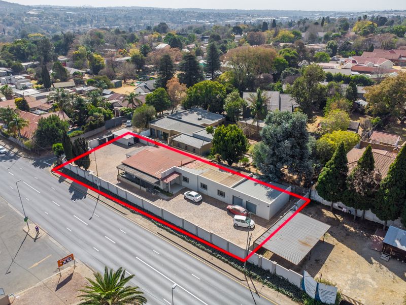 House For Sale in Fontainebleau, Randburg, Gauteng - Photo 10