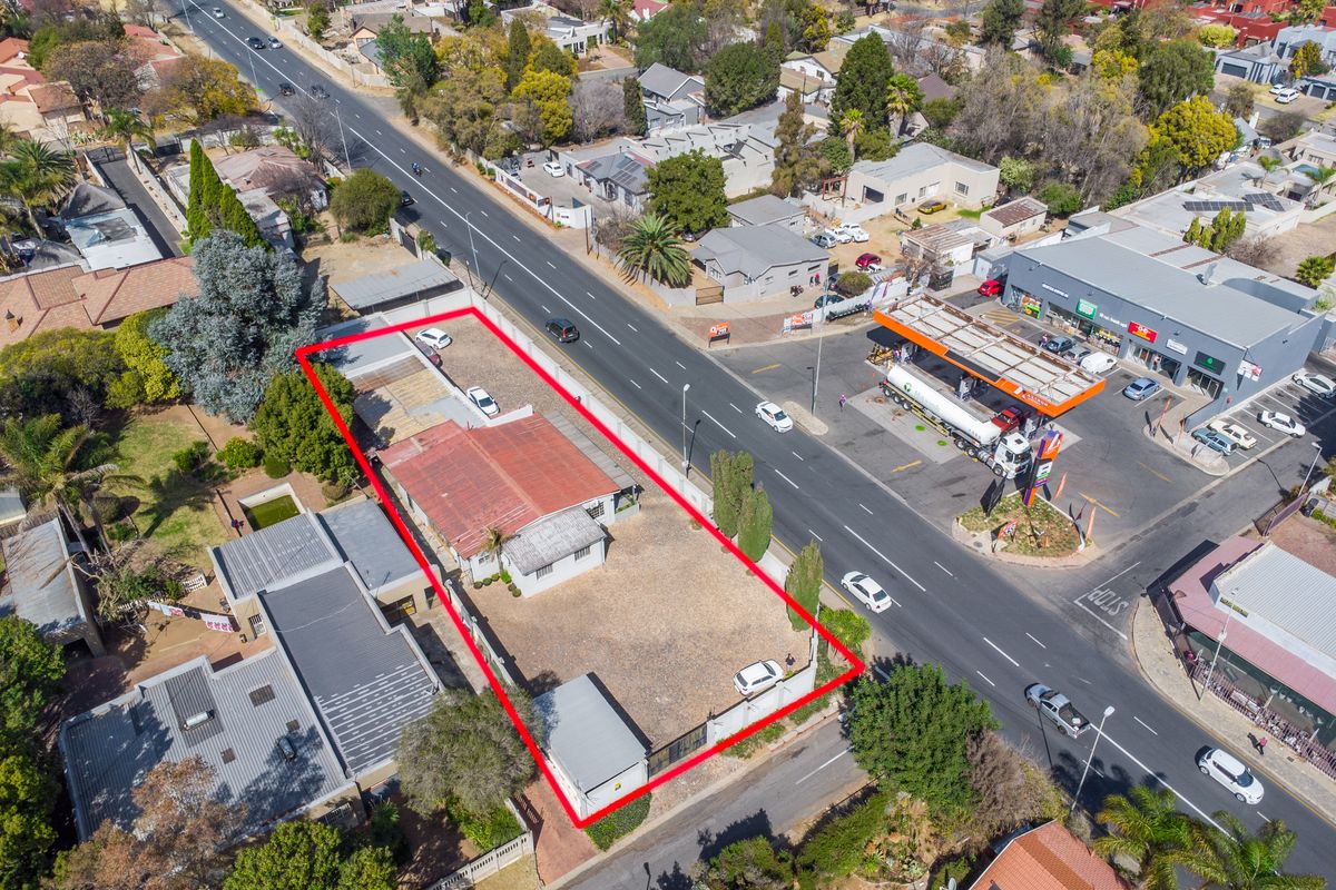 House For Sale in Fontainebleau, Randburg, Gauteng - Photo 5