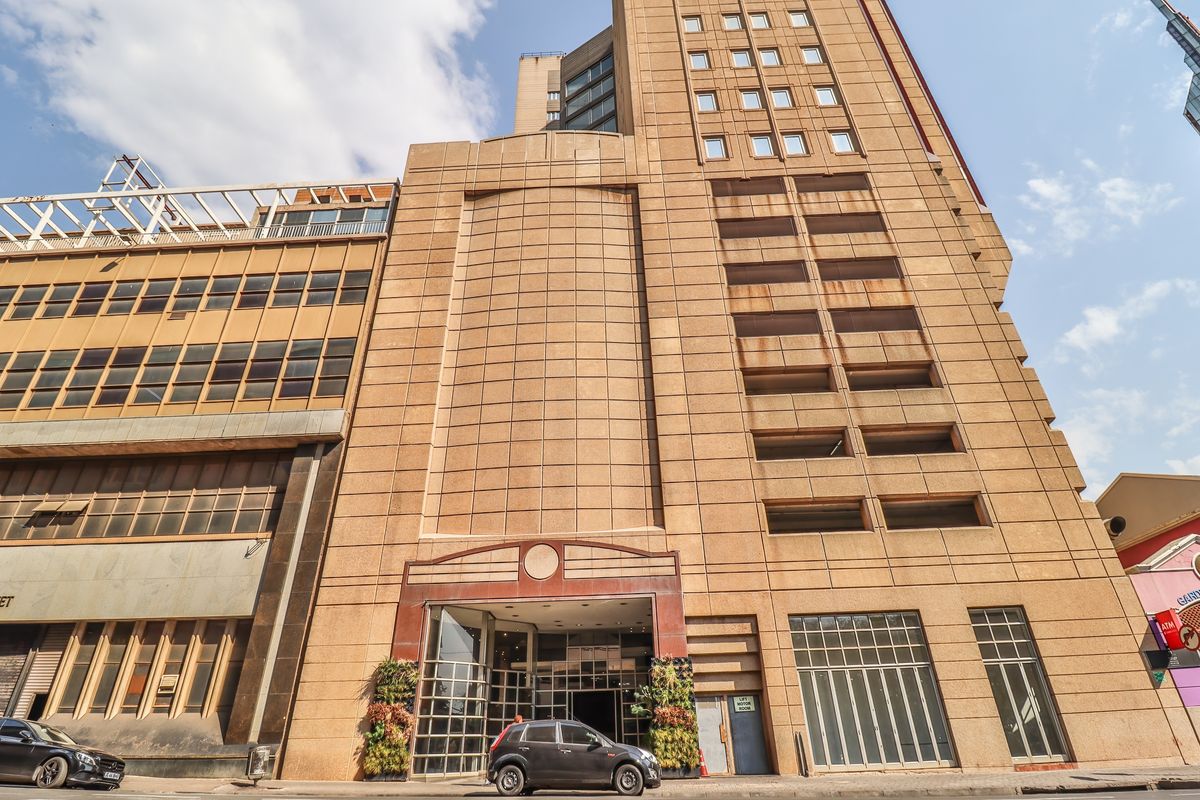 Apartment For Sale in Johannesburg Central, Johannesburg, Gauteng - Photo 3