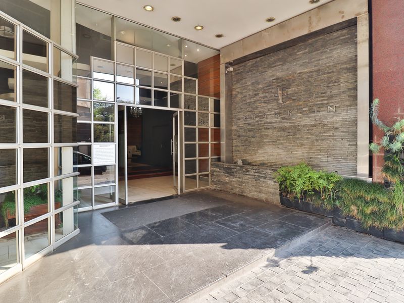Apartment For Sale in Johannesburg Central, Johannesburg, Gauteng - Photo 6