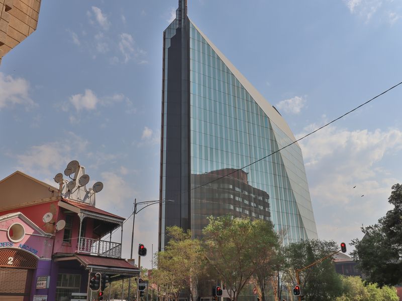 Apartment For Sale in Johannesburg Central, Johannesburg, Gauteng - Photo 4