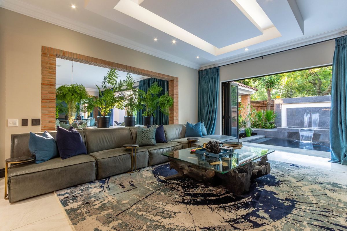 House For Sale in Bedfordview, Gauteng - Photo 3