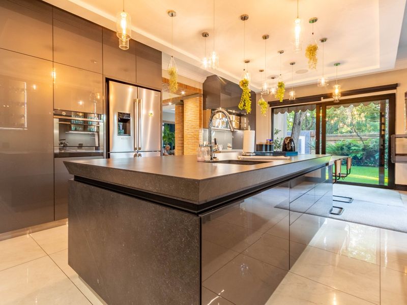 House For Sale in Bedfordview, Gauteng - Photo 8