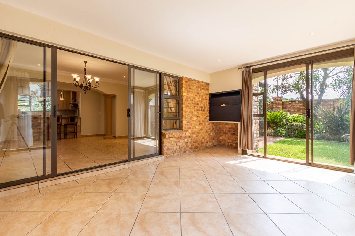 House For Sale in Beyers Park, Boksburg, Gauteng - Photo 2