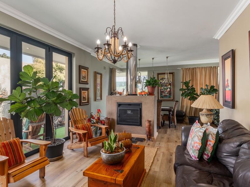 Newly Renovated 3 bedroom home. - Photo 8