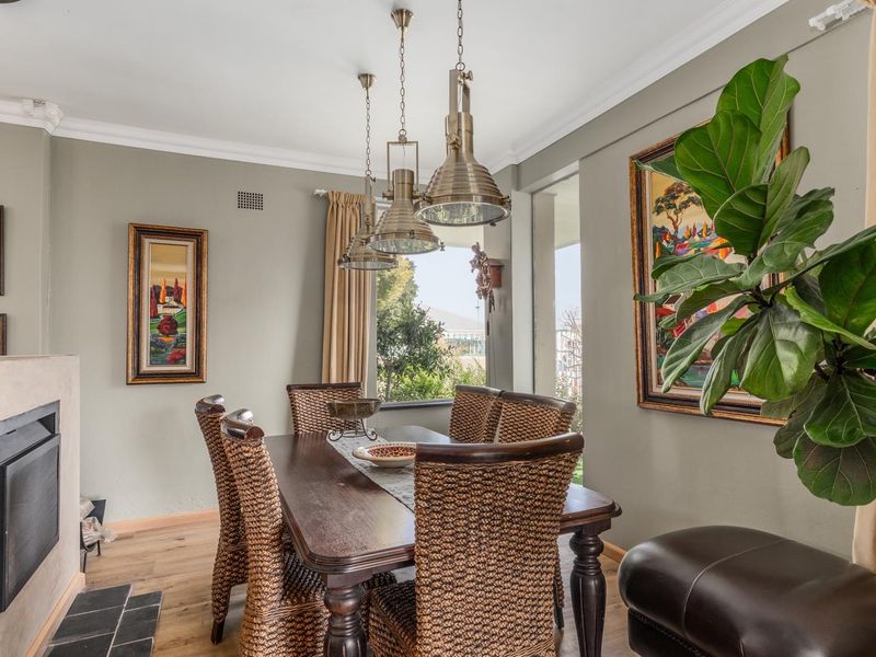 Newly Renovated 3 bedroom home. - Photo 6