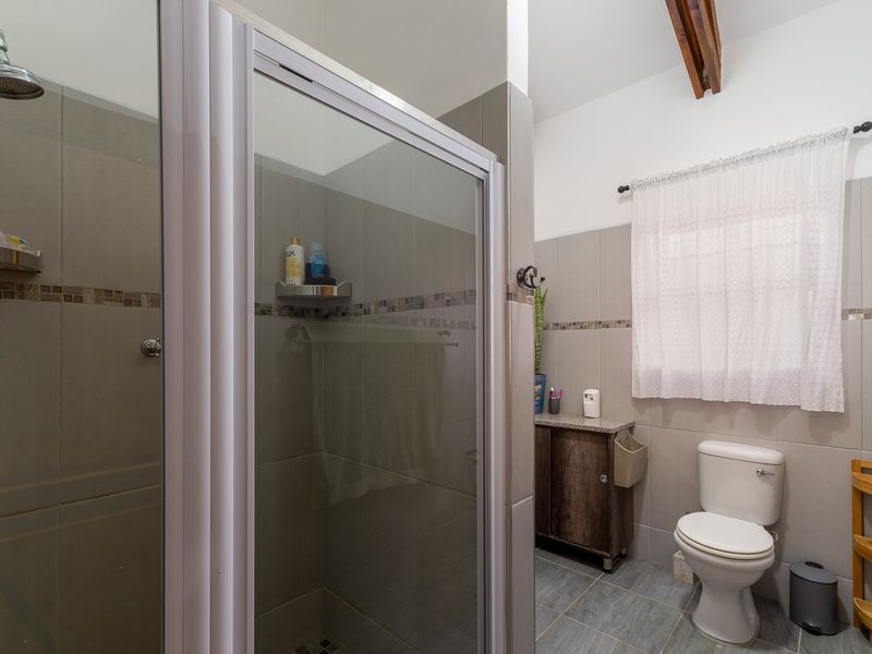 House For Sale in Riversdale, Western Cape - Photo 7