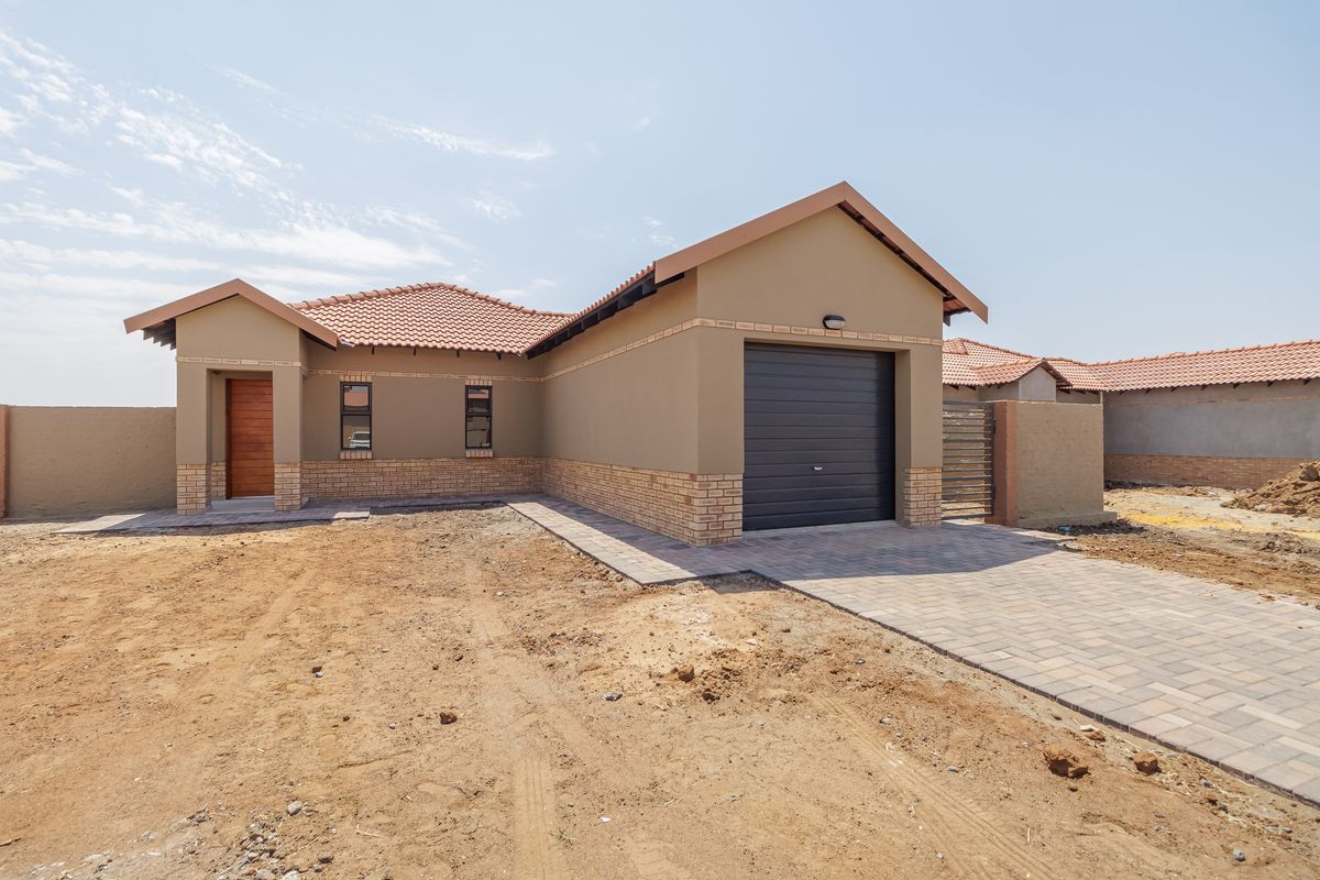 House For Sale in Hexrivier Lifestyle Estate, Waterkloof AH, Rustenburg, North West - Photo 2