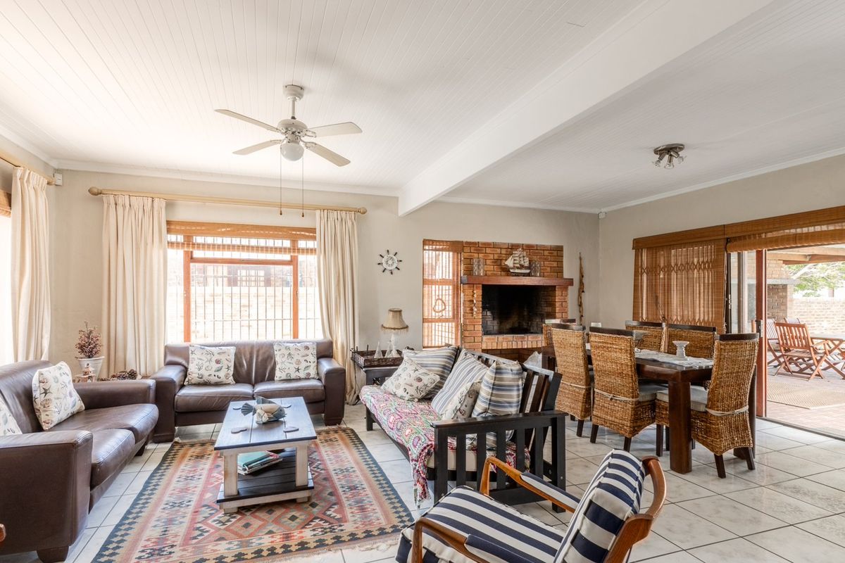 House For Sale in Franskraal, Gansbaai, Western Cape - Photo 3